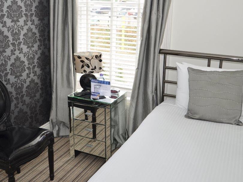 Bamboo Guesthouse Bournemouth Ngoại thất bức ảnh